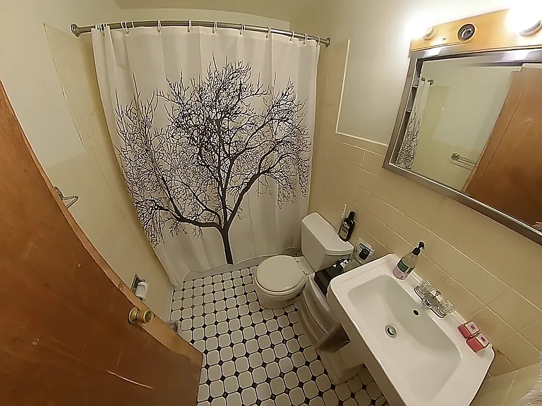 1208 N Dunn St #2 — Photo 10