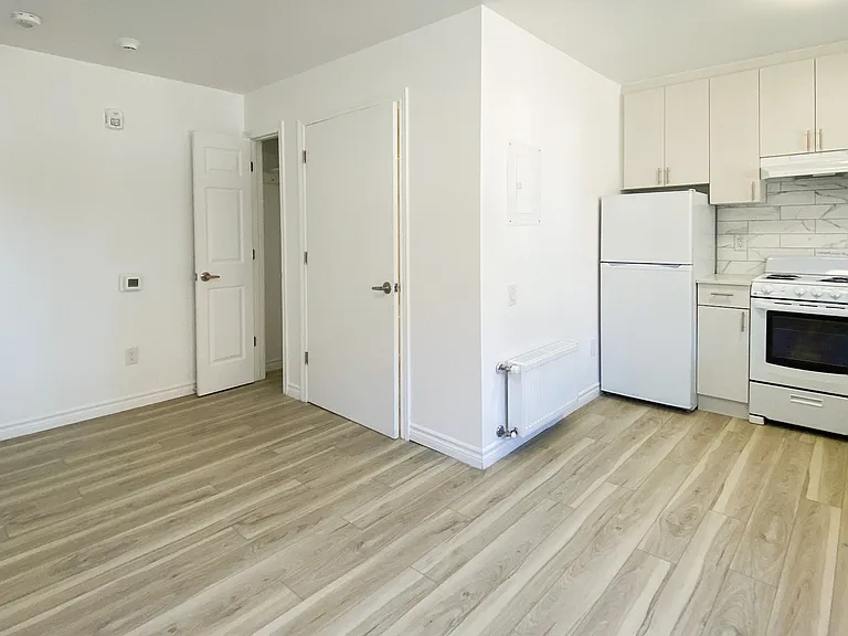 630 Cummings Ave — Photo 211