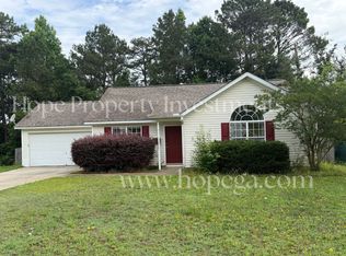 19 Connie Trl, Grantville, GA 30220