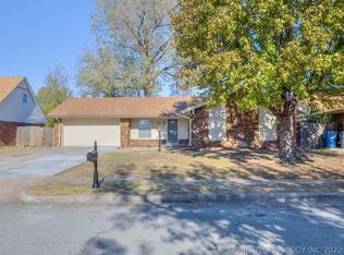 10115 E 26th St, Tulsa, OK 74129