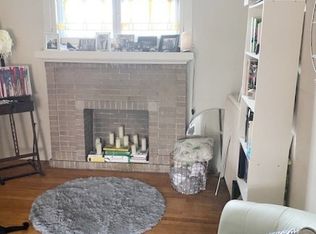 730 W Roscoe St #3A, Chicago, IL 60657