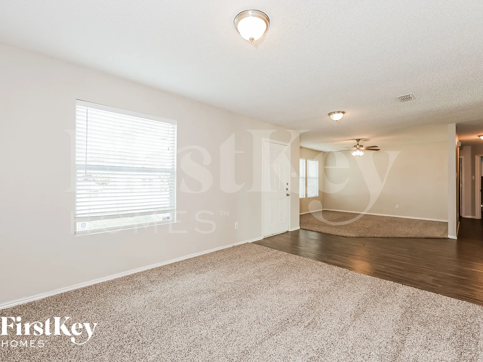 5 bed, 3.0 bath, 3648 sqft, $3,255 — Photo 3