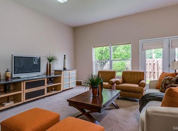 5th image of 3947 Westminster Pl