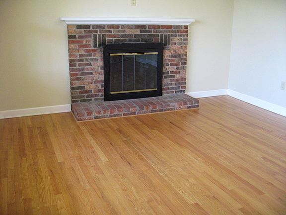 livingroom with fireplace
