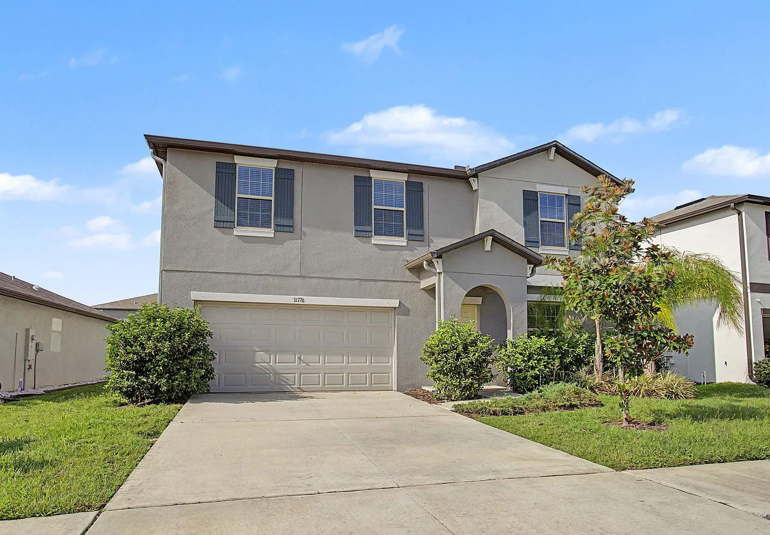 4 bed, 2.5 bath, 2584 sqft, $2,700 — Photo 1