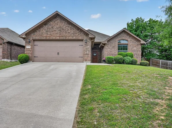 2338 Trace Ridge Dr, Weatherford, TX 76087