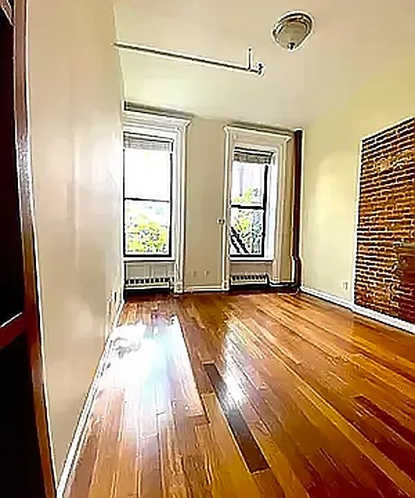 1st image of 71 W 71st St APT 1G