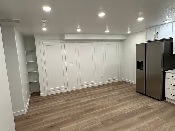 4th image of 14831 S Beckenbauer Ave Unit B