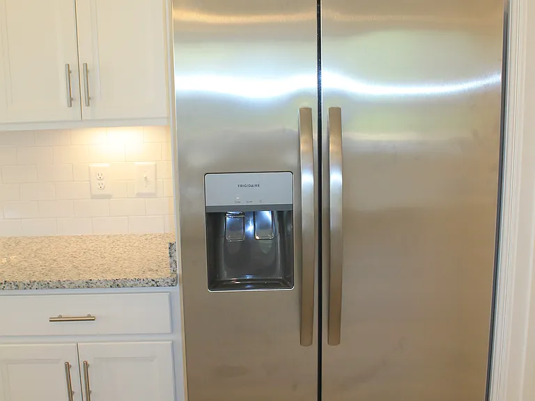 5711 Cloverwood Dr — Photo 7