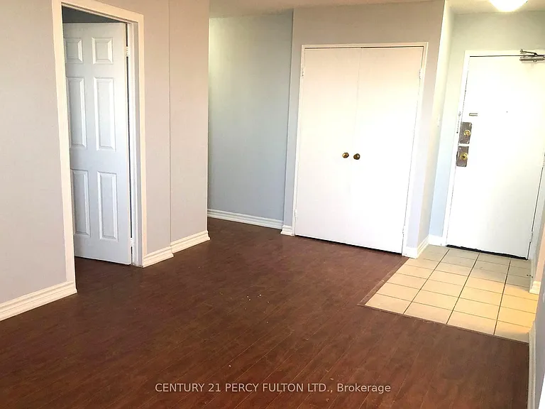 100 Dundalk Dr #805 — Photo 2