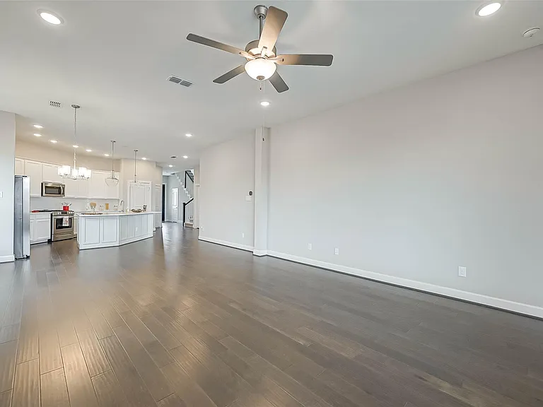 10707 Deer Path Dr — Photo 6