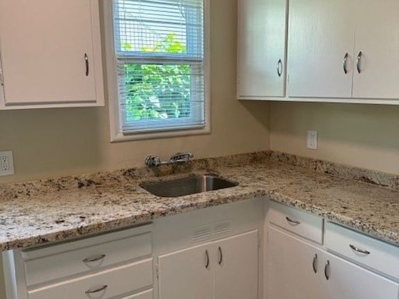 4th image of 1151 Noel Dr #1143