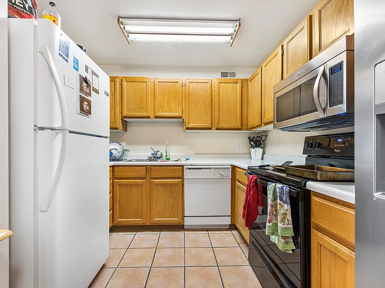 835 N 50 E #322 — Photo 2