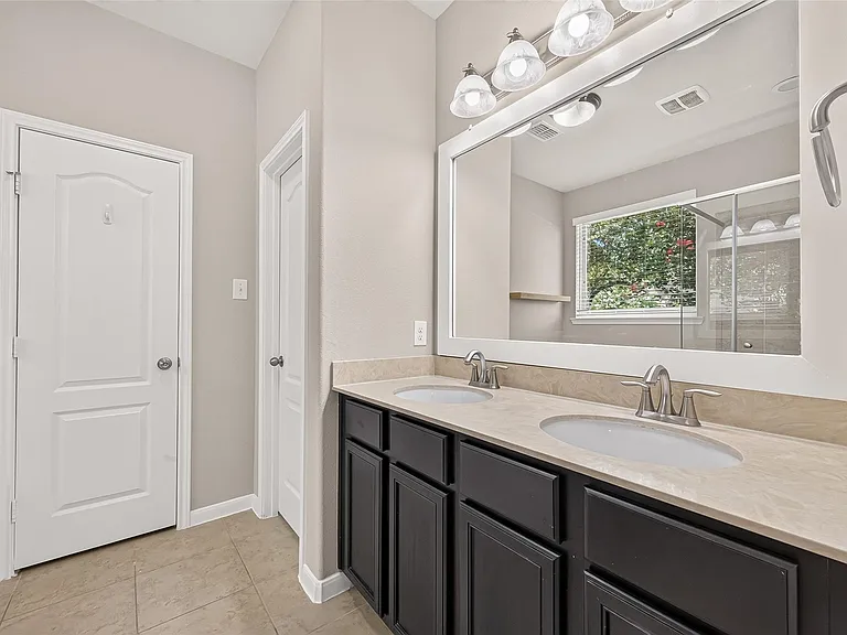 10031 Esslemont Ct — Photo 27