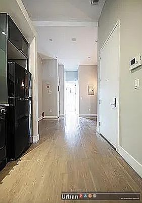 2nd image of 248 Jefferson Ave #1