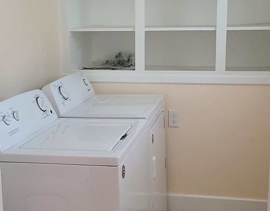 1st image of 2342 15th St #1R