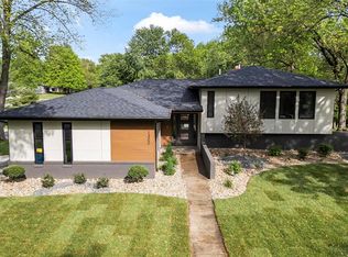 1300 Esic Dr, Edwardsville, IL