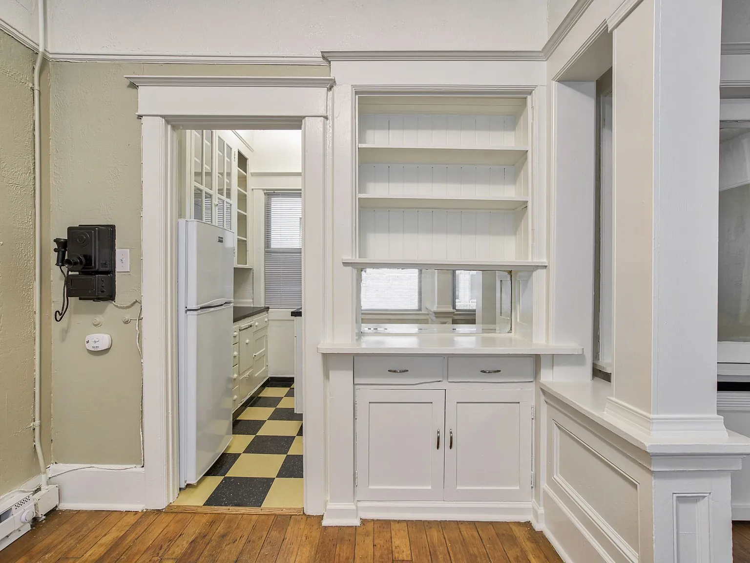 Teasdale Apartments — Photo 2