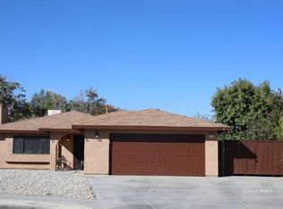 1101 Amie Ct, Ridgecrest, CA 93555