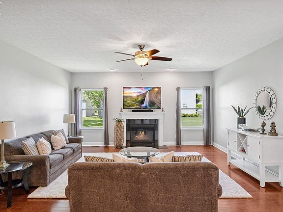 4th image of 2196 S Emerald Shores Dr