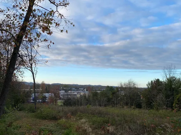 1815 Country Club Dr, Morristown, TN 37814