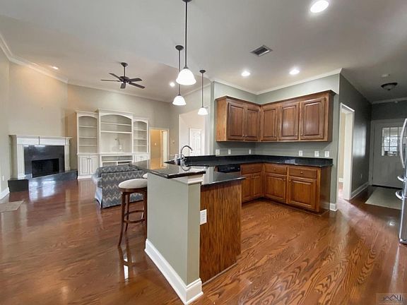 5th image of 164 Shay Dr