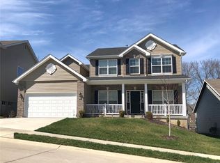 824 Hazy Hills Dr, Lake Saint Louis, MO 63367