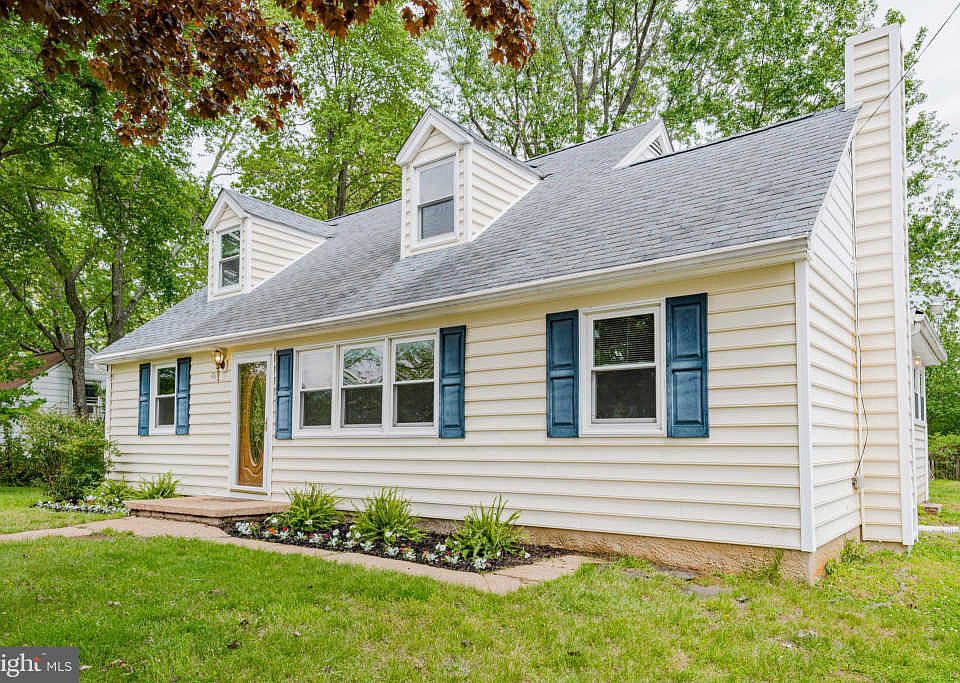 1st image of 317 Clifton Ave