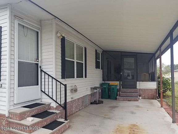 3rd image of 373 Dolphin Cir