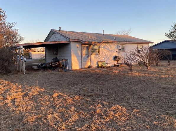 407 N A St, Mountain Park, OK 73559
