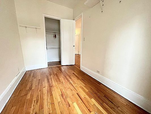4th image of 311 E 52nd St APT 3A