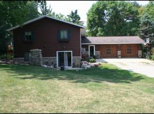 2442 190th St, Marengo, IA 52301
