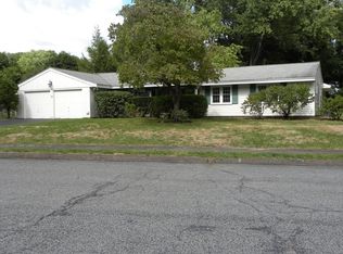 21 Larnis Rd, Framingham, MA 01701