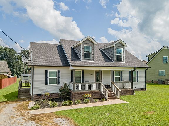 3rd image of 315 Daytona Dr