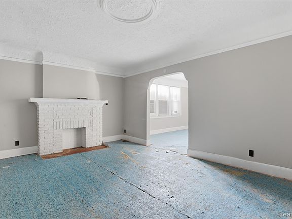 2nd image of 16188 Lawton St