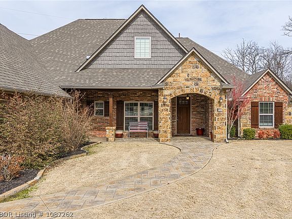 2nd image of 8723 Reata St