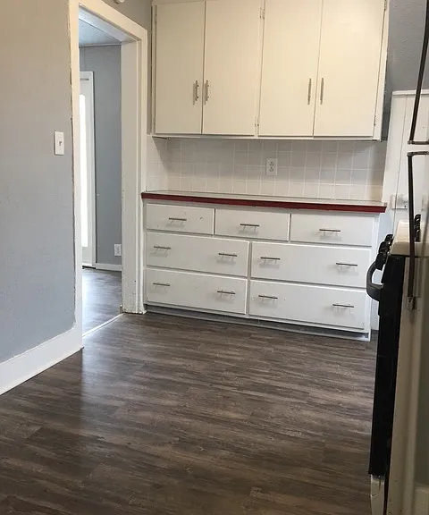 815 N High St — Photo 9