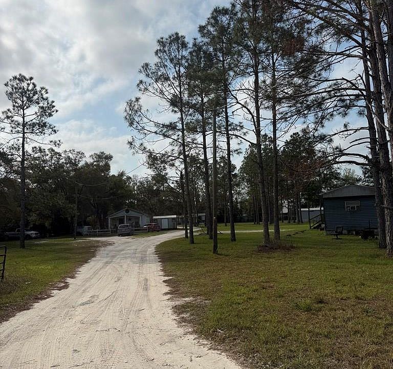 1st image of 190 SE 65th Ave