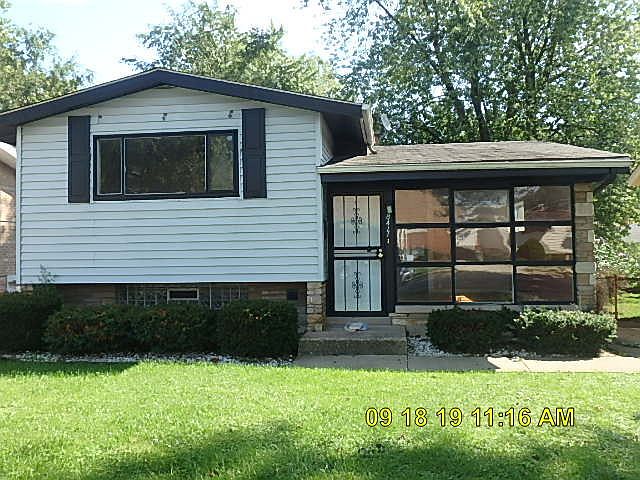 1st image of 8411 S Kenwood Ave