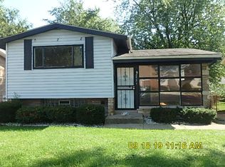 8411 S Kenwood Ave, Chicago, IL