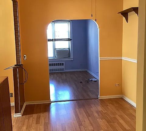 5th image of 125 Chester St APT 3