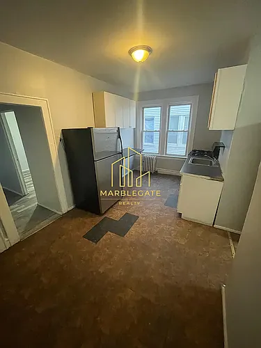 439 Springdale Ave Photo 1