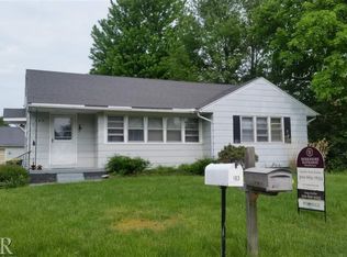 103 S Karr St, Heyworth, IL 61745