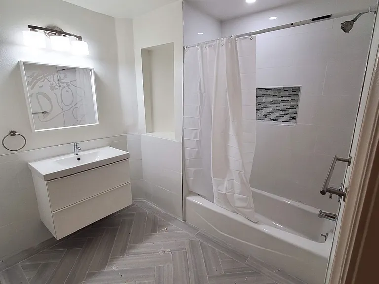 Skyler Place — Photo 10
