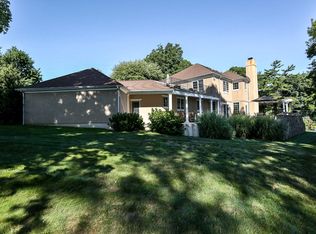 28 Point Rd, Norwalk, CT 06854