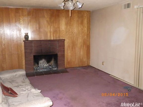 4th image of 4984 Kennington Dr