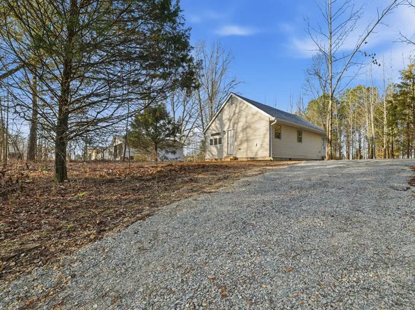 1770 Travis Boyd Rd, Mansfield, TN 38236