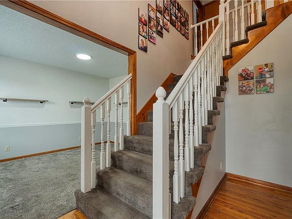 5th image of 2521 N 107th St