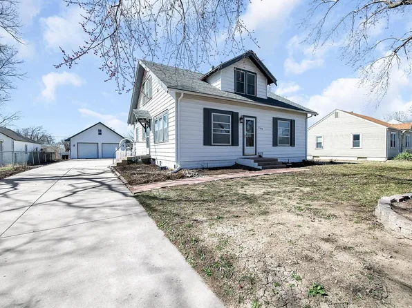 509 S Magnolia St, Newton, KS 67114