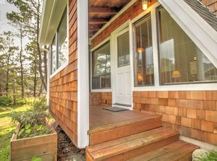 26440 Geneva Ave, Rockaway Beach, OR 97136